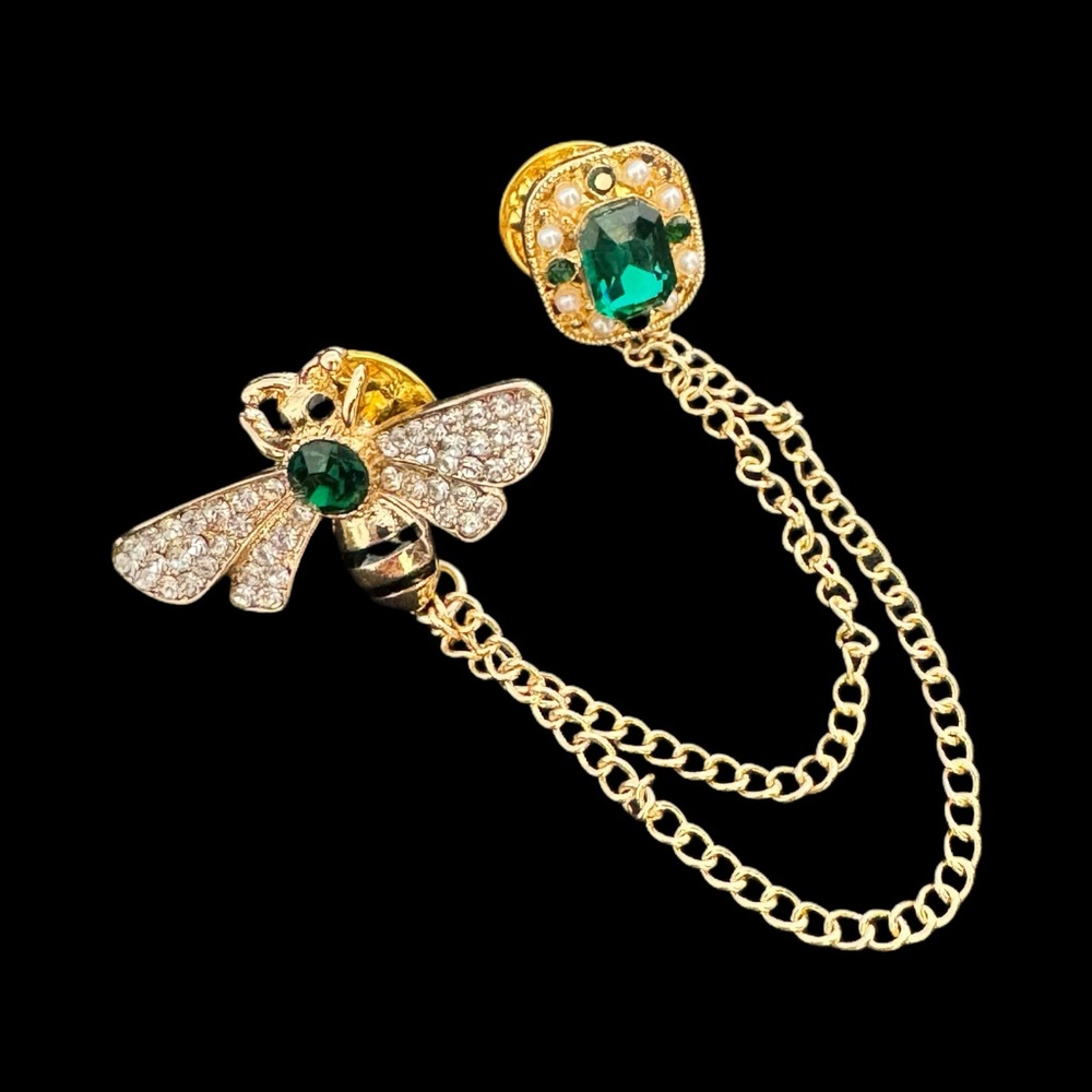 ✨Beautiful Gold and Green Crystal Bee Chain Brooch